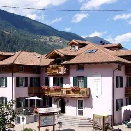 מלון Alp Dolomiti