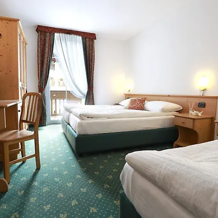 Alp Dolomiti Hotel Dimaro