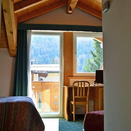 Hotel Alp Dolomiti 3*